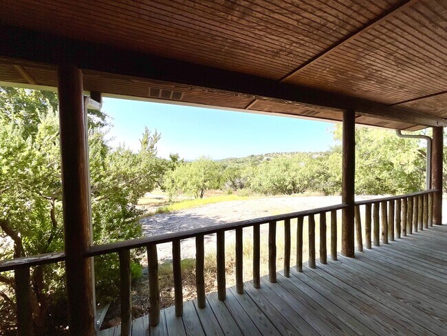 Building Photo - 103 Beach Dr