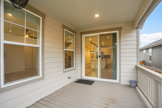 Building Photo - $3,650.00 - 4 Beds 3 Baths Single Family H...
