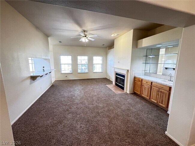 Building Photo - 5117 Elm Grove Dr