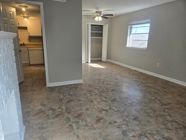 Building Photo - 3708-3714 Stefano Street