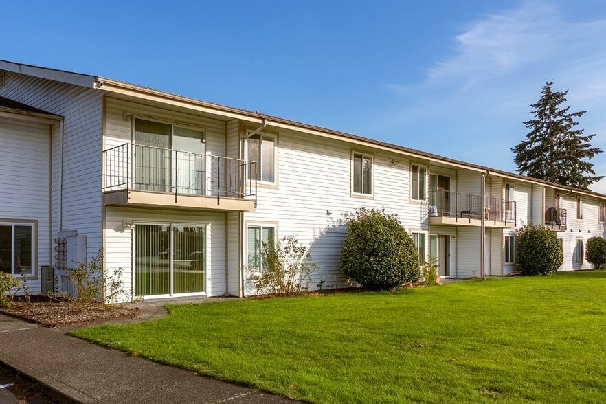 Primary Photo - SUNDANCER APARTMENTS