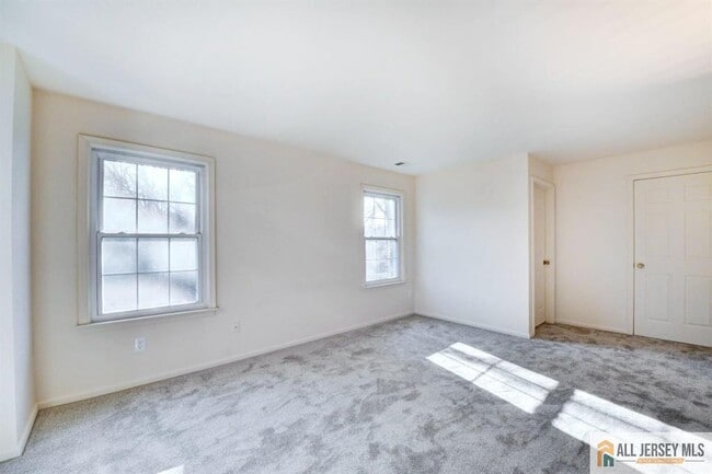 Building Photo - 1909 Tanglewood Ct