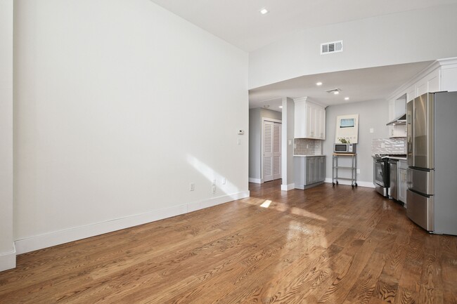 Building Photo - 120 Sherman Ave