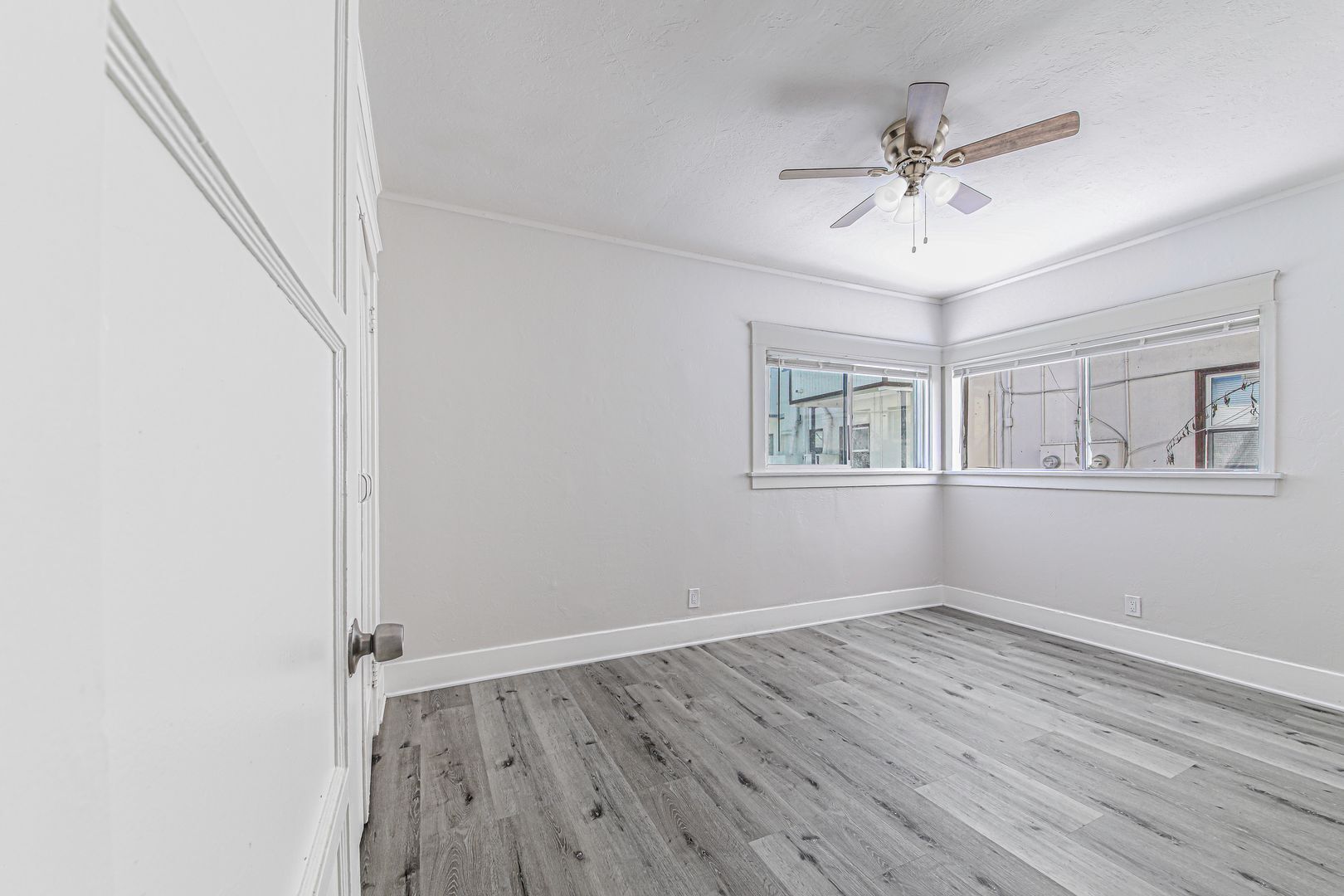 Building Photo - 736 Olive Ave