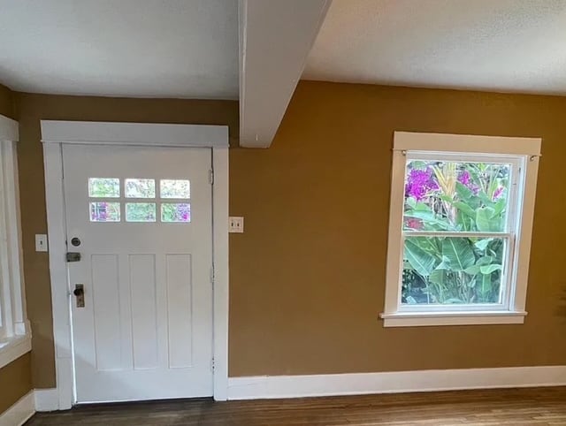 Building Photo - 743 Daisy Ave