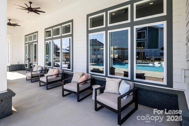 Building Photo - 225 Rhyne Rd