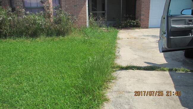 Building Photo - 65 Olde Cypress Cir NW