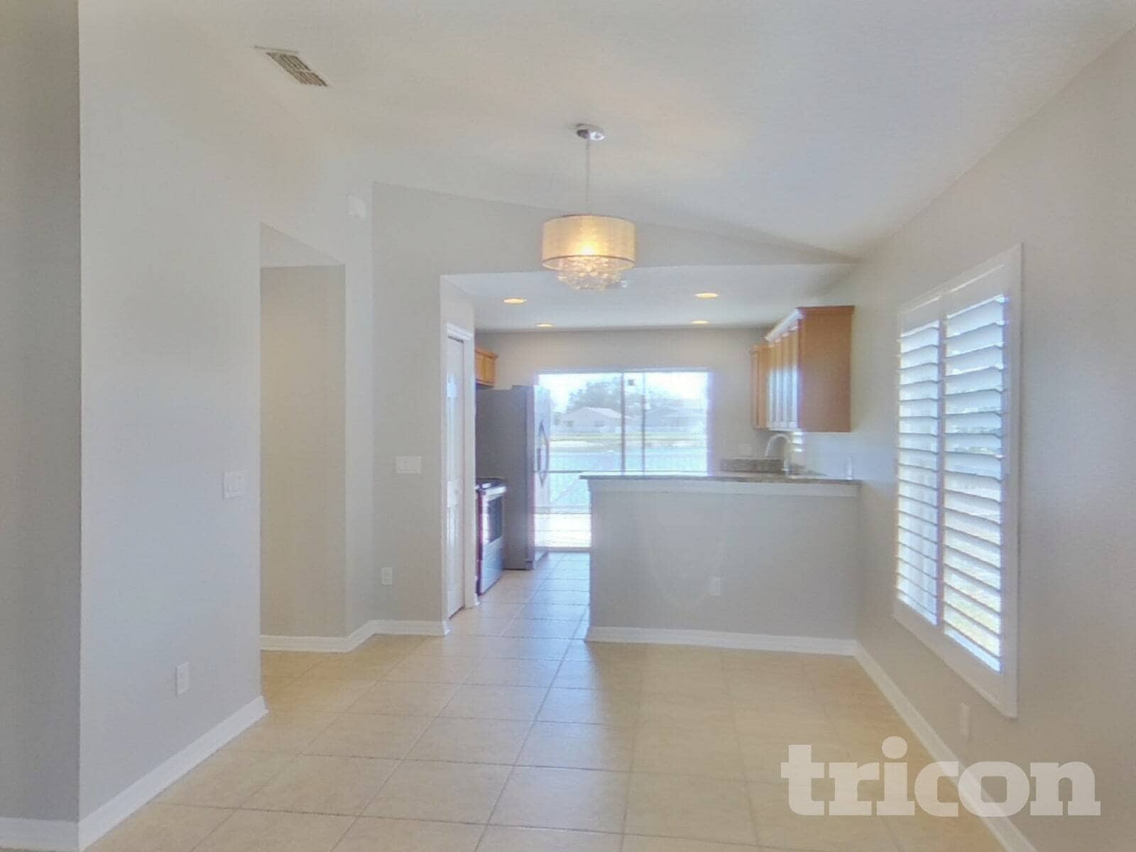 Building Photo - 10109 37th Ct E