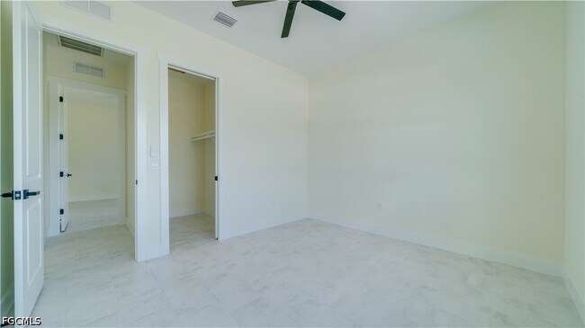 Building Photo - 3805 SW 1st St