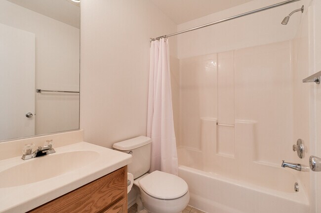 Building Photo - Beautiful 3-Bedroom, 2-Bath Home In Barger Area Of West Eugene!