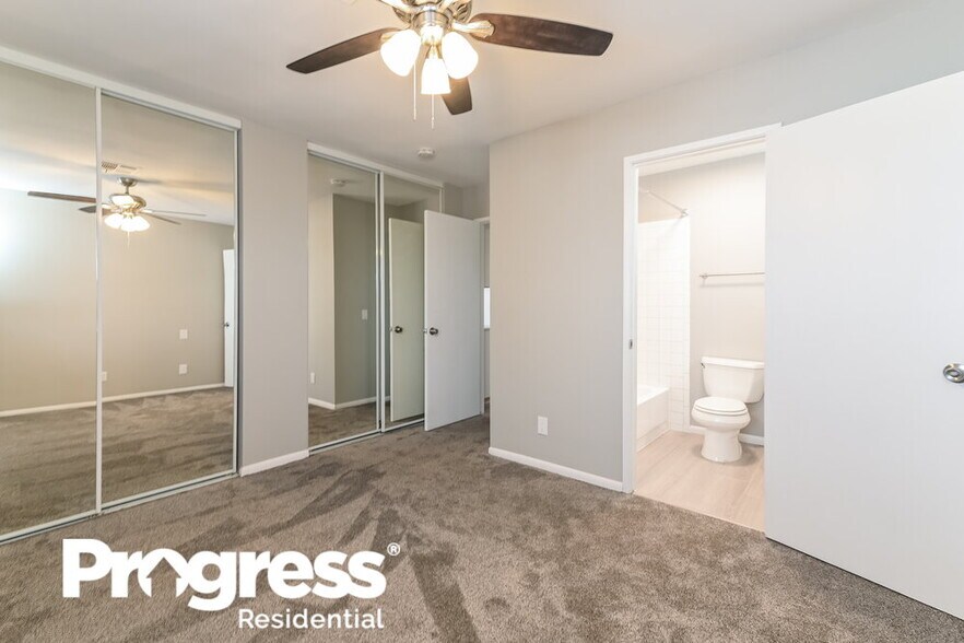 Building Photo - 364 Toyabe St