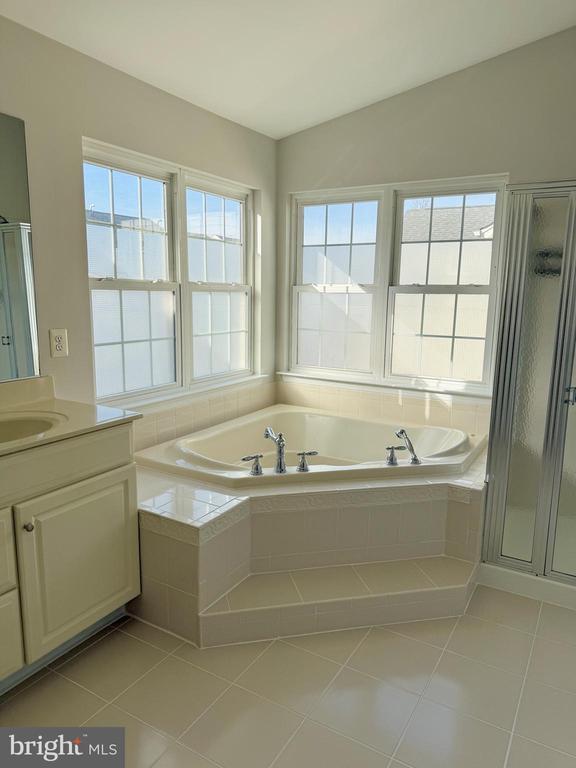 Building Photo - 25207 Bald Eagle Terrace