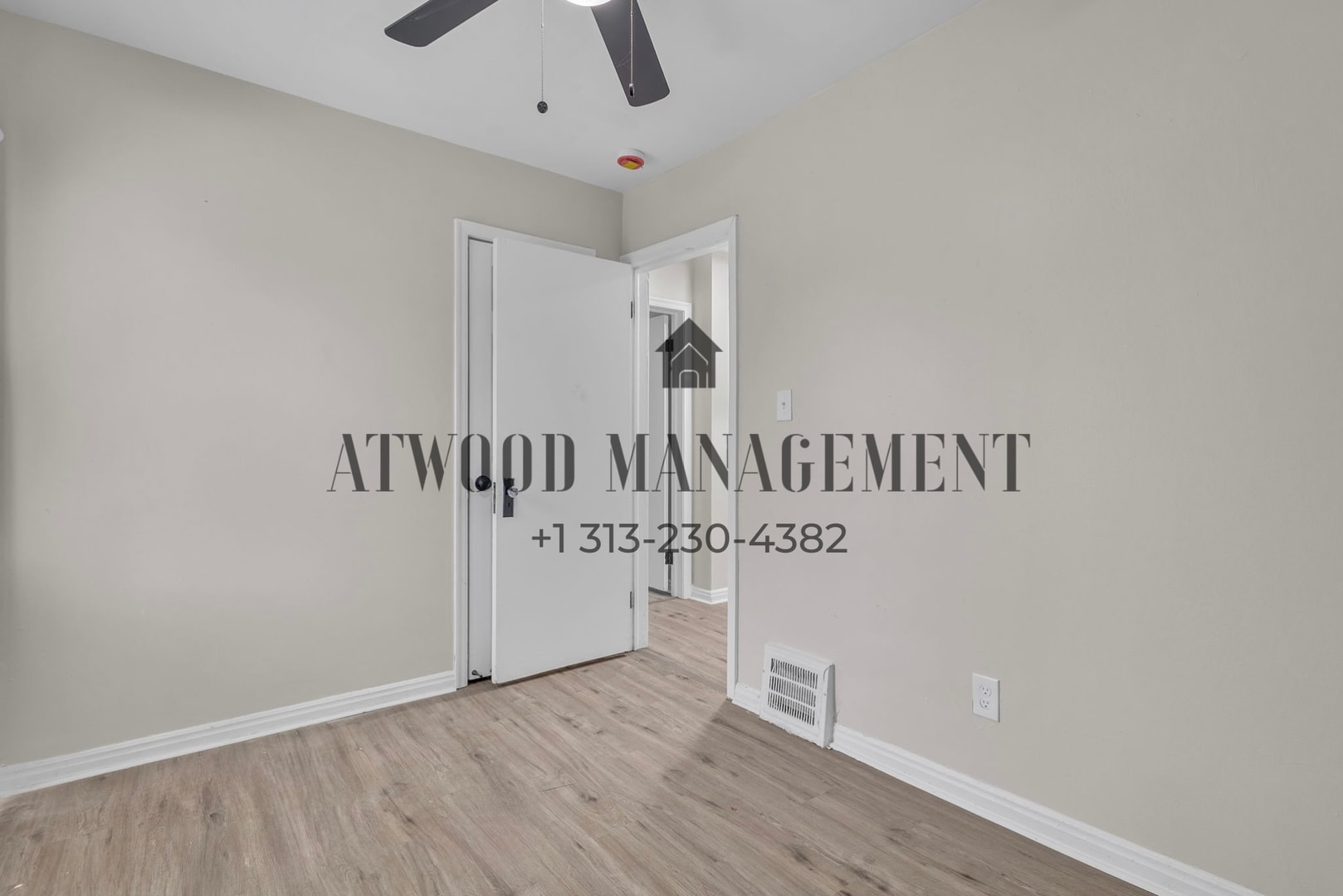 Building Photo - This beautifully updated 3-bedroom, 1-bath single-family home is ready for move-in!