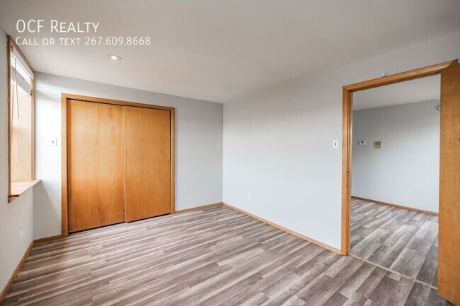 Building Photo - 734 S 9th St