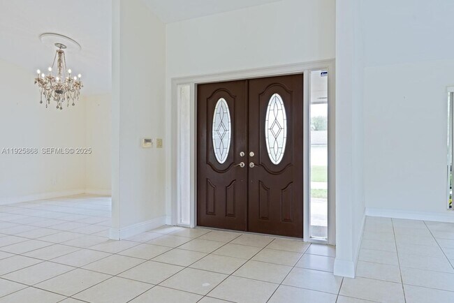 Building Photo - 7860 SW 173rd Terrace