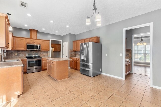 Building Photo - 2507 Hickoryridge Dr