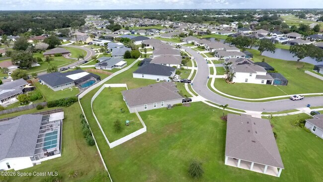 Building Photo - 1542 Killian Dr