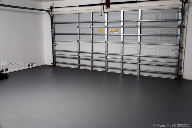 Building Photo - 3406 NE 168th St