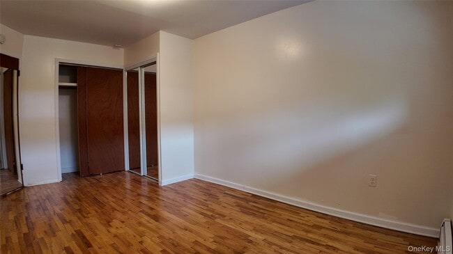 Building Photo - 420 Screvin Ave