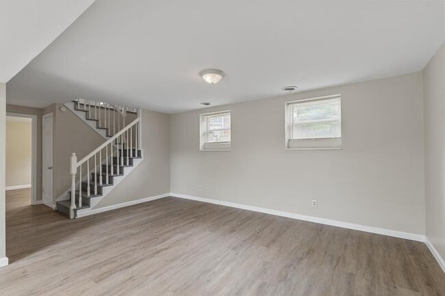 Building Photo - 1035 Woodland Trails Dr