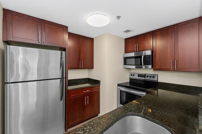 Building Photo - 8 Museum Way