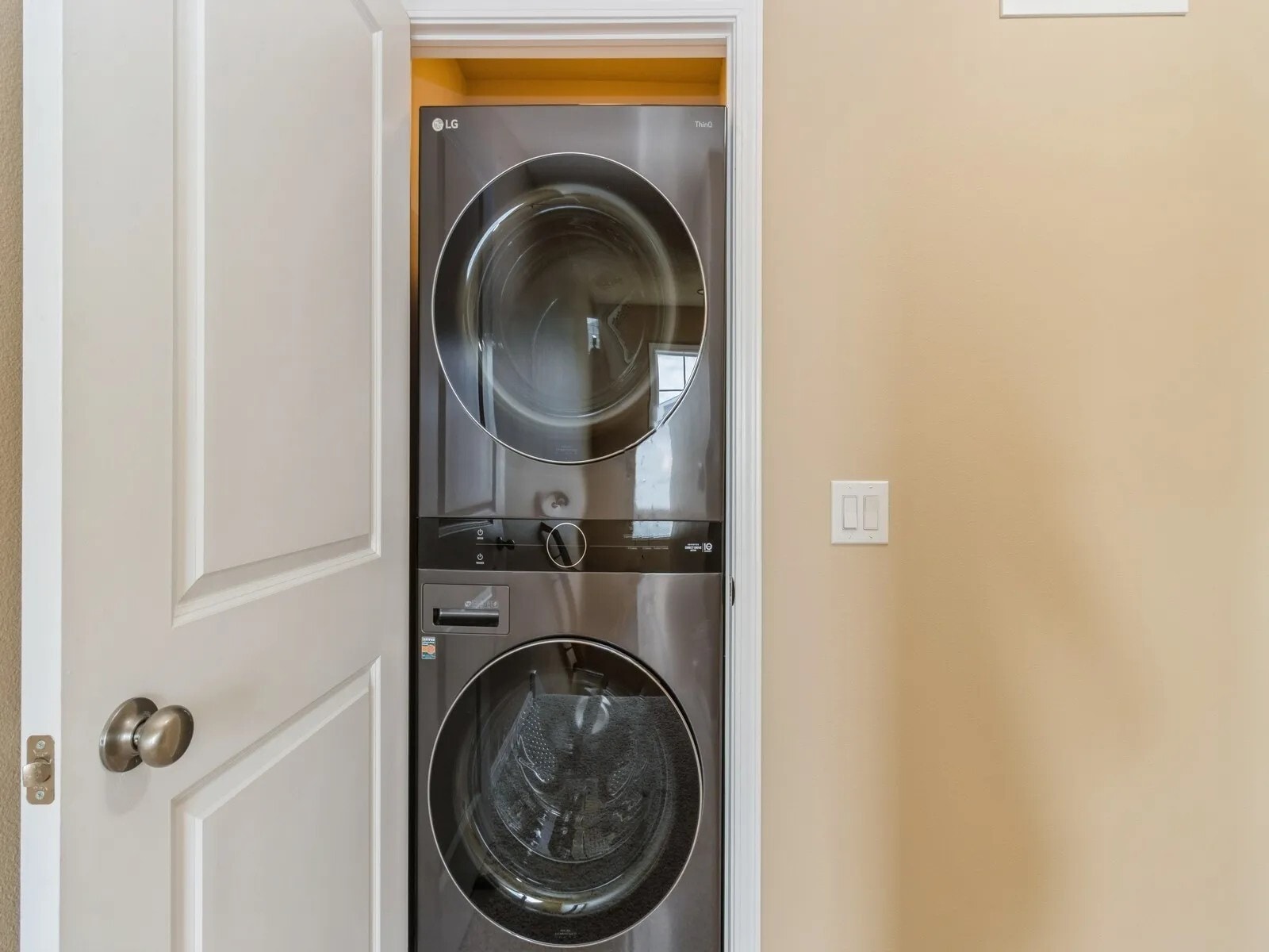 Building Photo - 620 Nantucket Pl