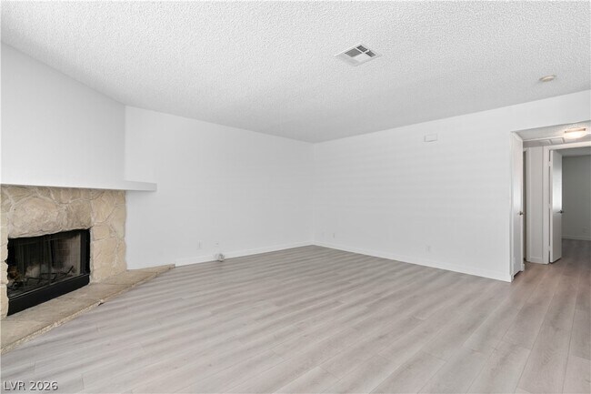 Building Photo - 1409 Cinder Rock Dr