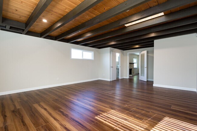 Building Photo - Newly updated Single-Story in Clairemont