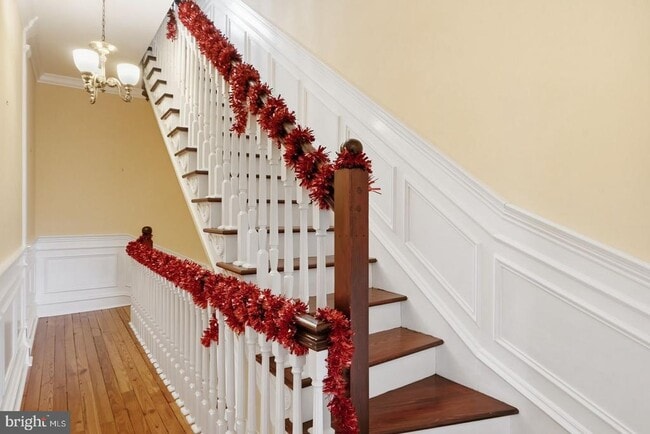 Building Photo - 949 S St NW