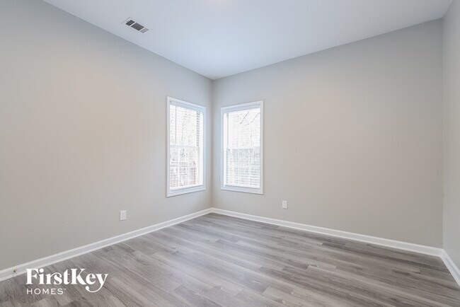 Building Photo - 5320 Parkside Trail