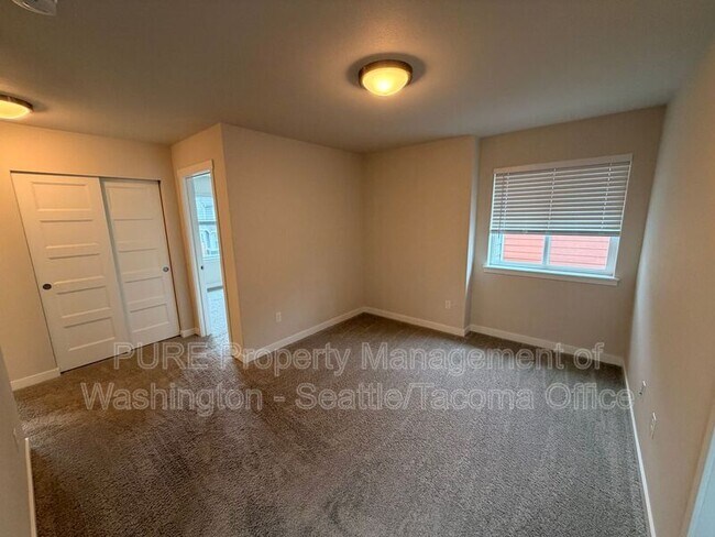 Building Photo - 3238 64th Ln SW