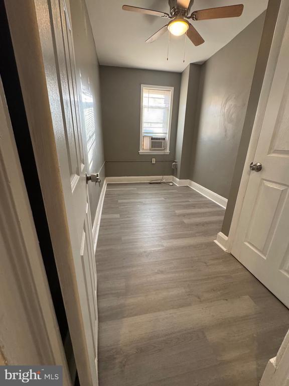 Building Photo - 1321 Cambria St