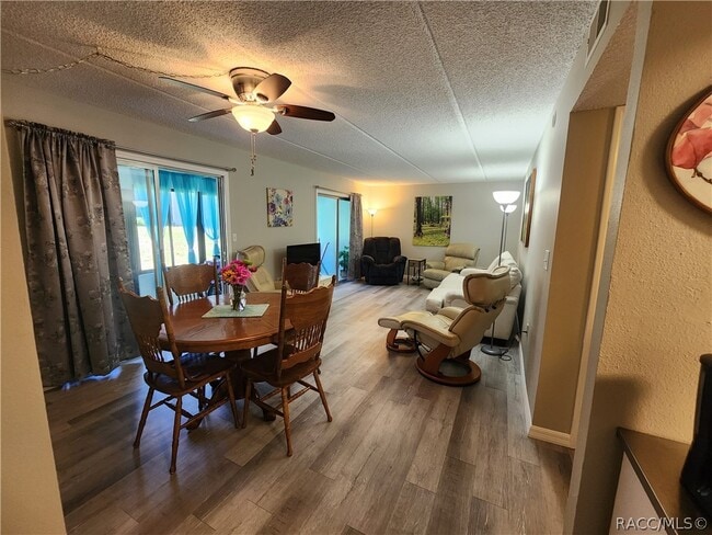 Building Photo - 2400 Forest Dr