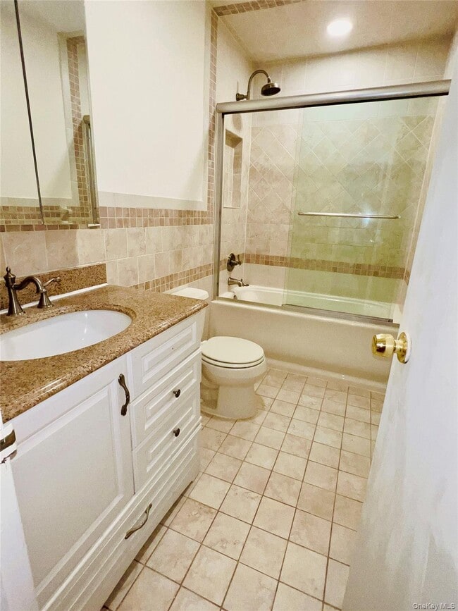 Building Photo - 61-50 219th St