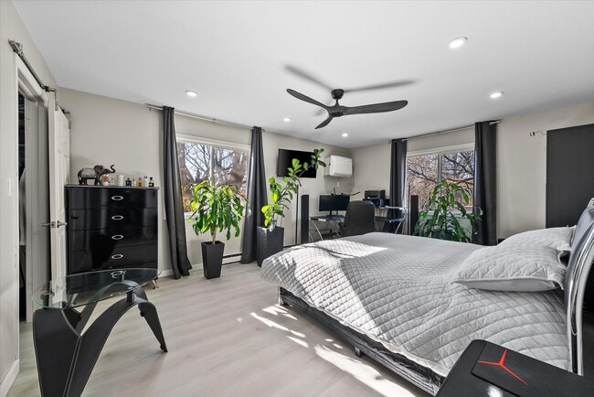 Building Photo - N20W5343 Pierce Ct