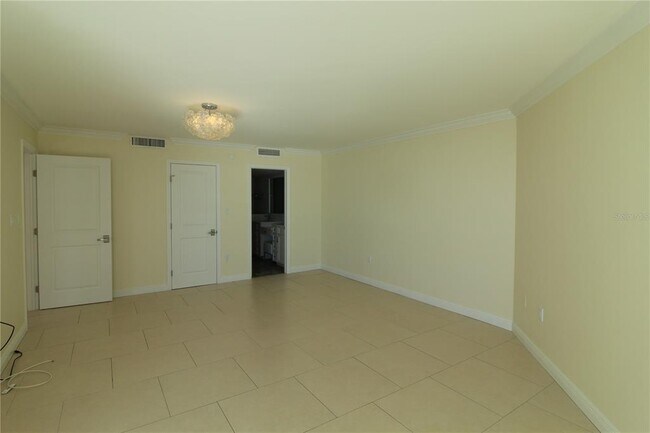 Building Photo - 988 Blvd of the Arts