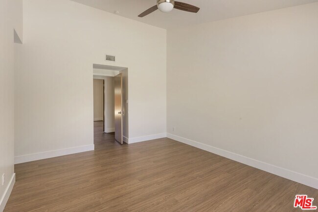 Building Photo - 22427 De Kalb Dr