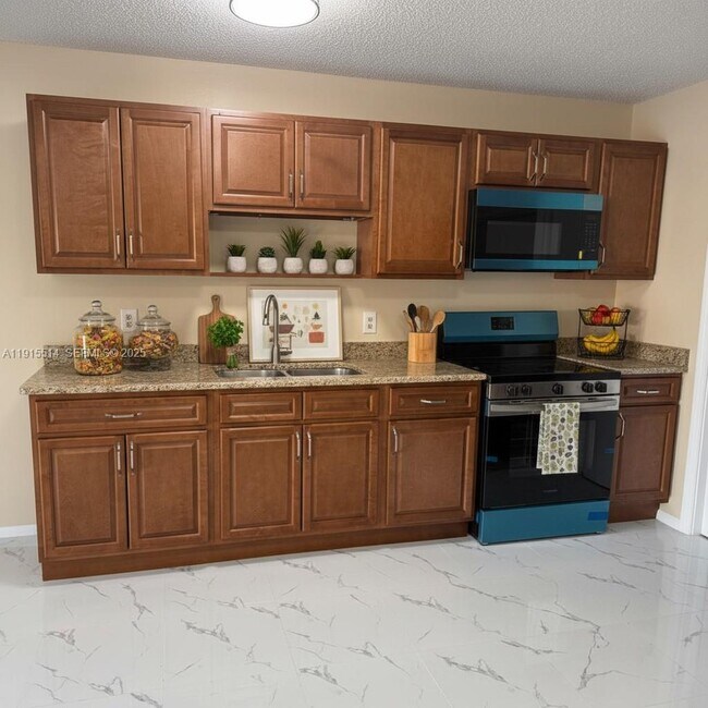 Building Photo - 2809 Jefferson Pkwy