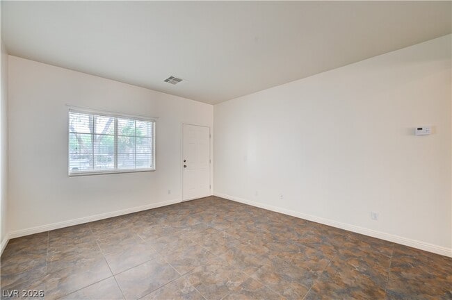 Building Photo - 9934 Star Lake Ave