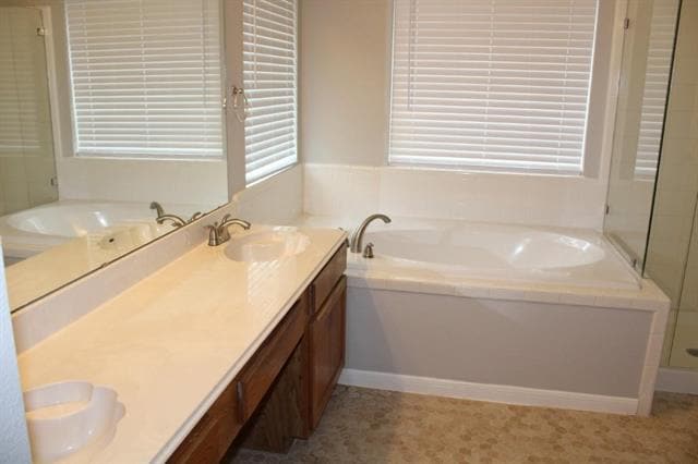 Building Photo - 6213 Covington Dr