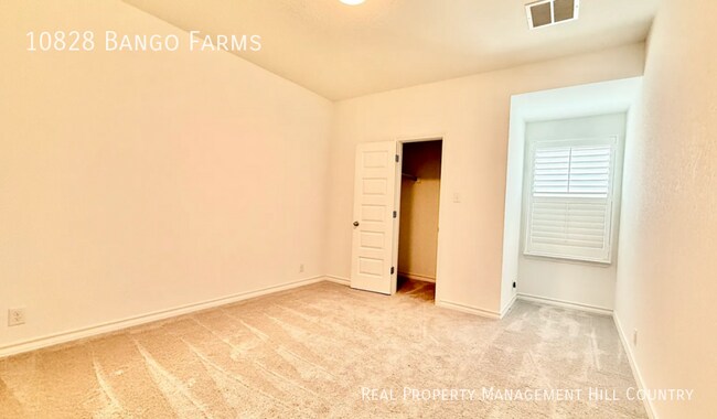 Building Photo - 10828 Bango Farms