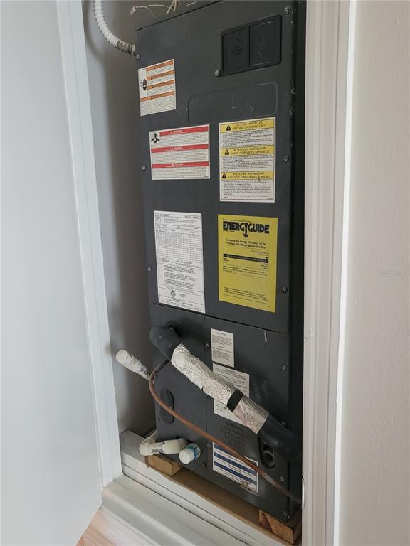 Building Photo - 4261 Pershing Pointe Pl