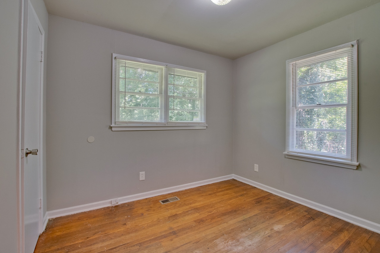 2nd Bedroom - 705 Jordan Ln NW