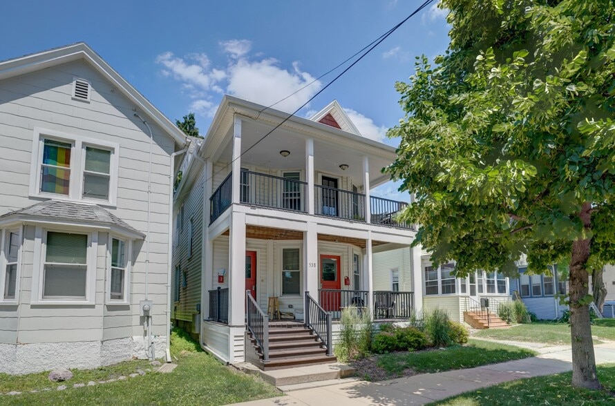 Building Photo - 538 W Wilson St