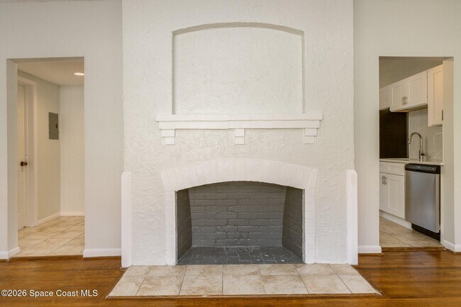 Building Photo - 1501 Shannon Ave
