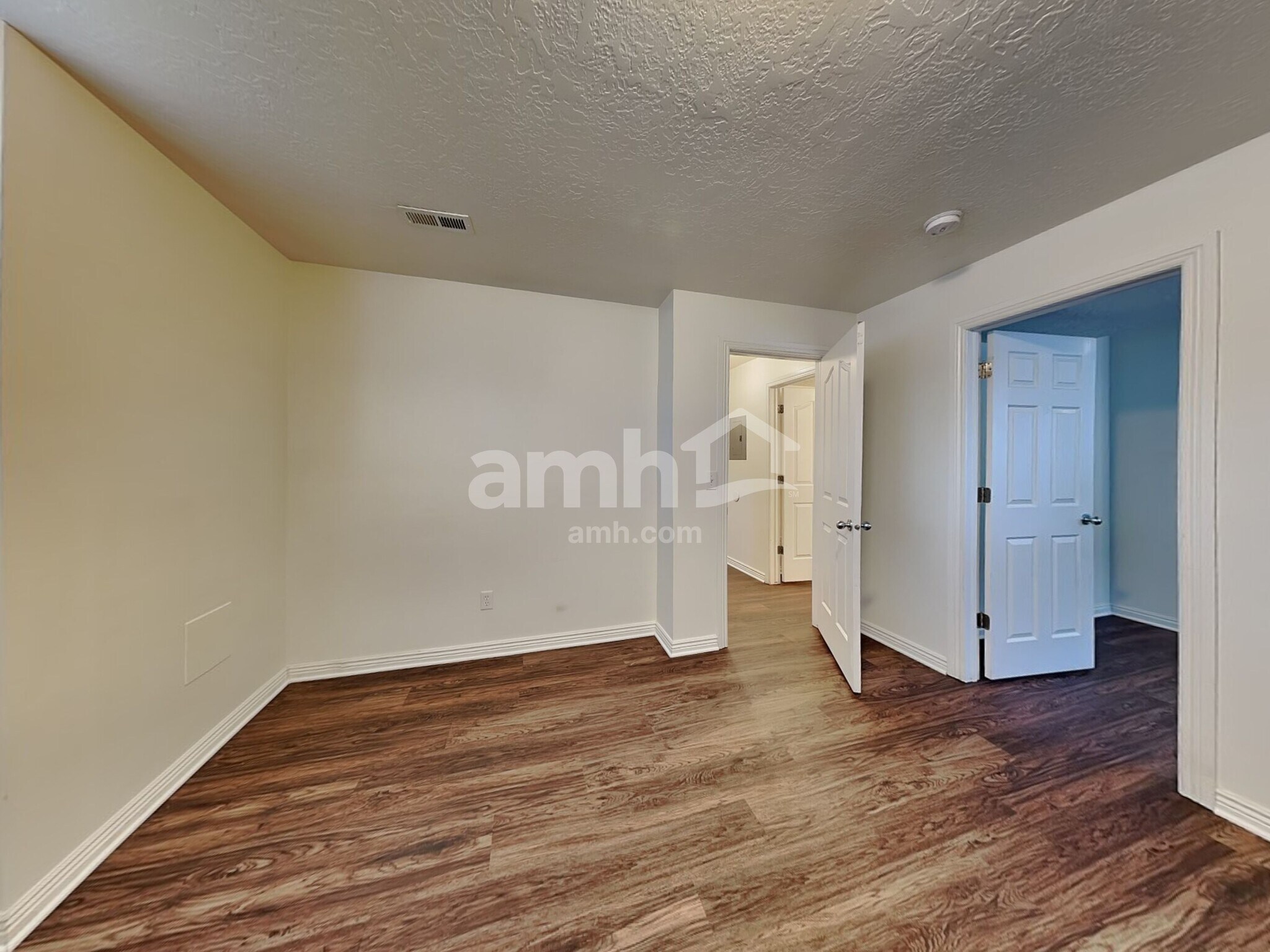 Building Photo - 3815 W 4475 S