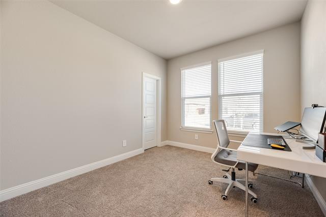 Building Photo - 1605 Woodpecker St