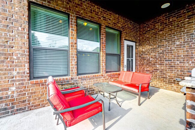 Building Photo - 4311 Madera Creek Ln