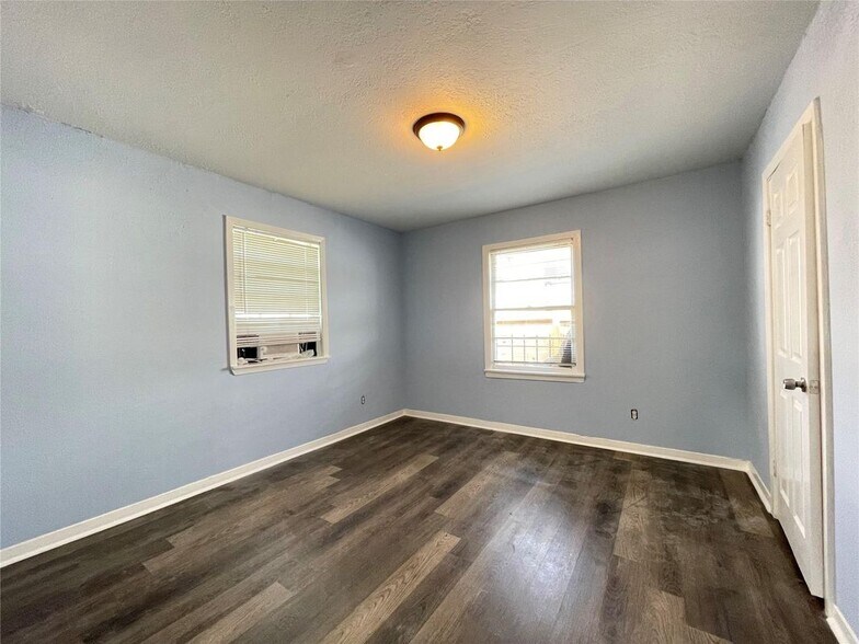 Building Photo - 3707 Rosemont St