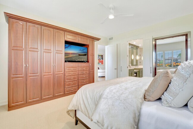 Building Photo - 17565 Ashbourne Ln